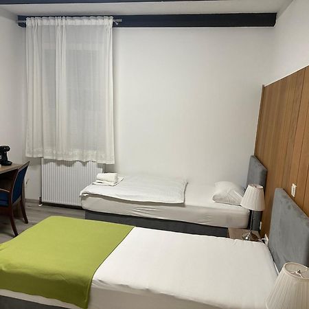 Hotel Alte Wache Mariental Extérieur photo
